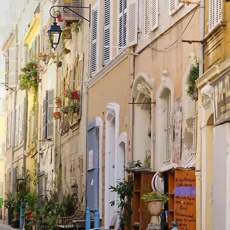 La Cachette Du Panier A * Marseille